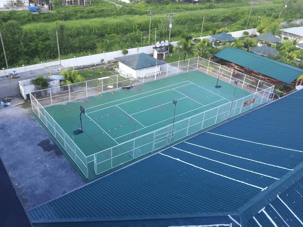 Tennis courts detected from satellite imagery